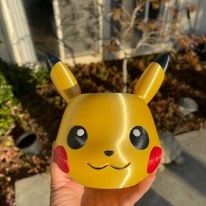 Yellow Pikachu container